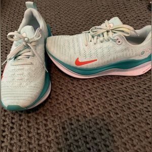 Nike InfinityRN 4
Women's Road Running Shoes